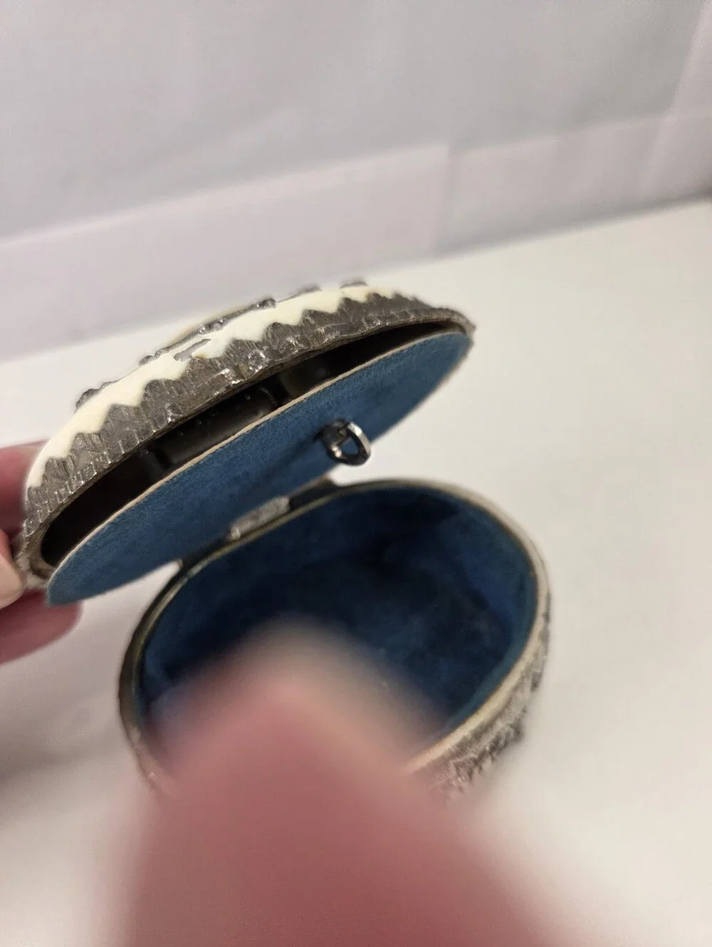 Vintage 70s Cameo Sankyo Music Trinket Box 